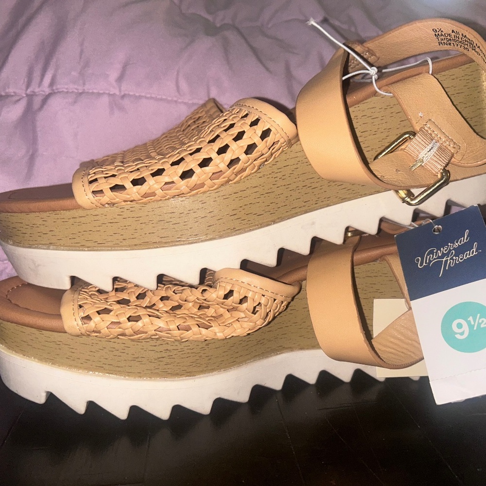 Women's Alba Platform Heels - Universal Thread Tan 9.5